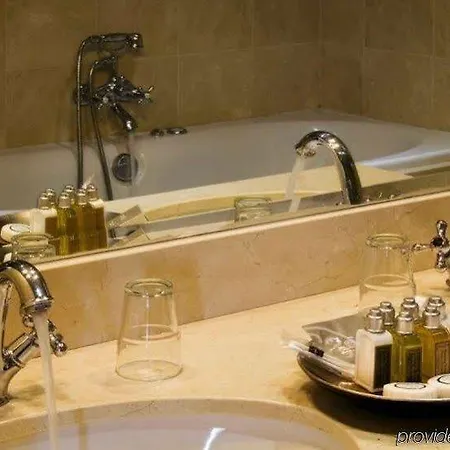 Domaine De Raba 4* Talence