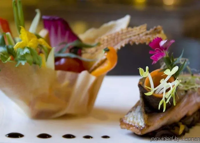 Domaine De Raba Hotel 4*